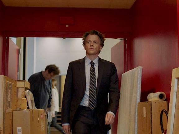 Film Still from Auction (2023), by Pascal Bonitzer.