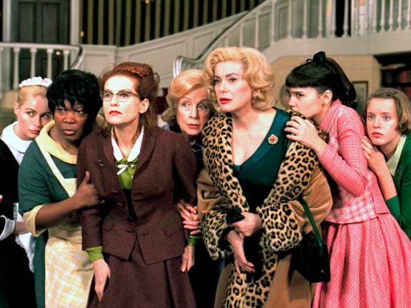 Still from 8 Women (2002), by François Ozon.